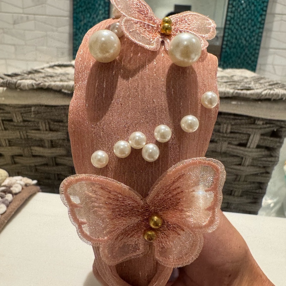 LOW START! Elegant Pink Headband with Pearls - Picture 8 of 8